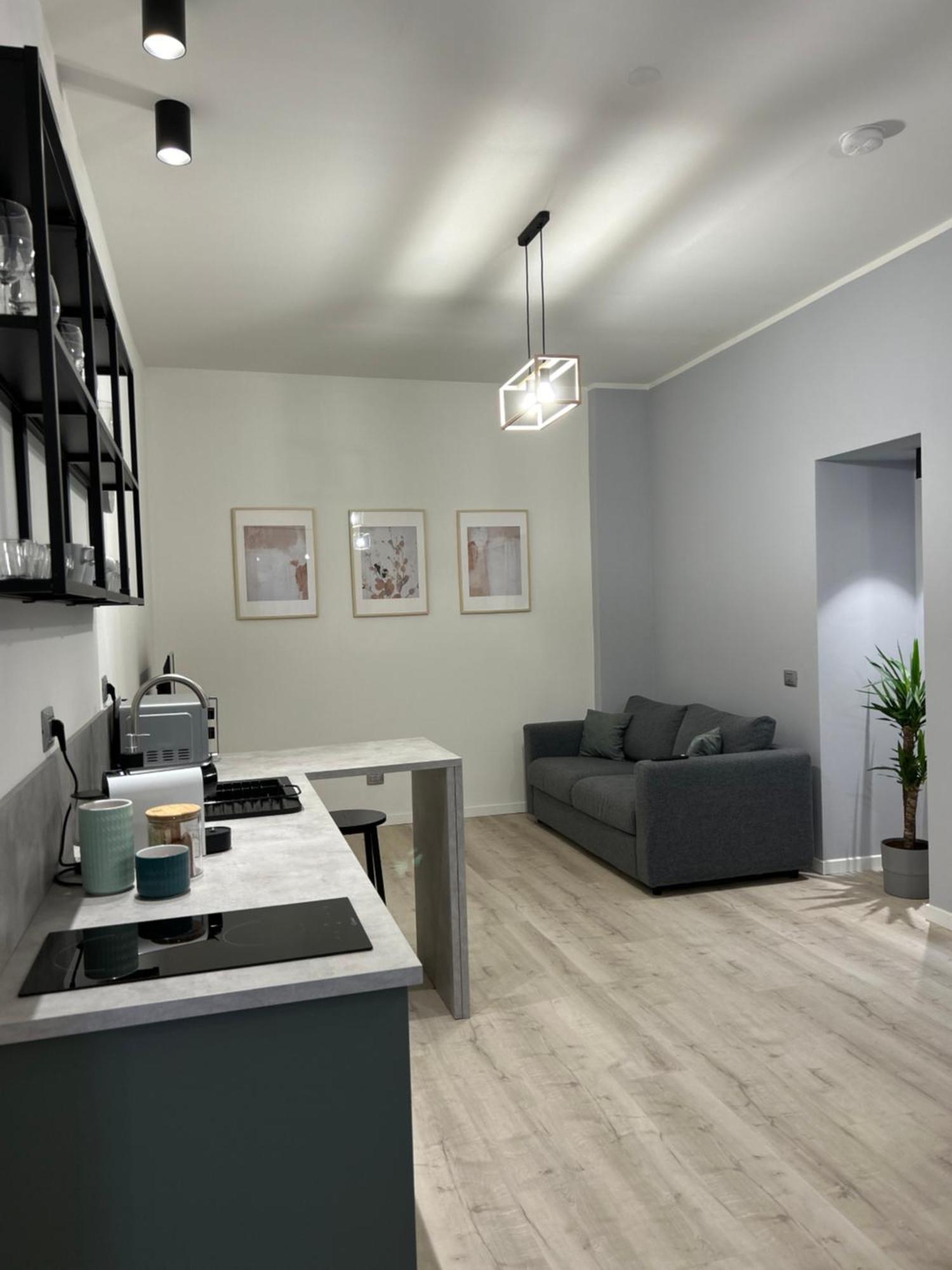 Tezone Seven Apartments Верона Экстерьер фото